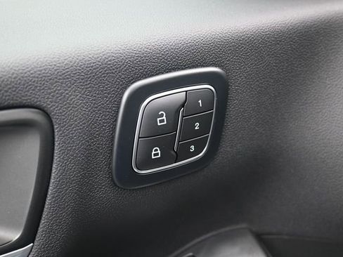 New 2025 Ford Escape SE w/ PHEV Premium Package image 13