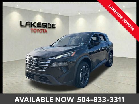 Used 2025 Nissan Rogue SV AWD/4WD image 1