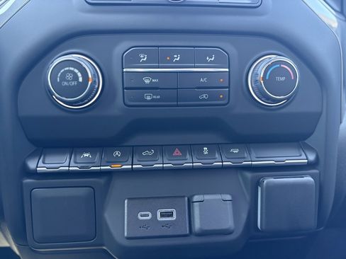 New 2024 Chevrolet Silverado 1500 Custom image 19