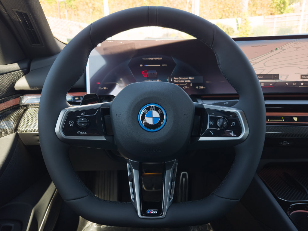 New 2027 BMW i5 eDrive40 w/ M Sport Package RWD image 14
