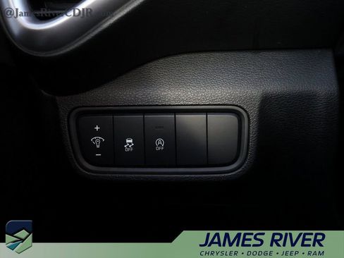 Used 2024 Kia Soul LX w/ Option Group 015 image 30