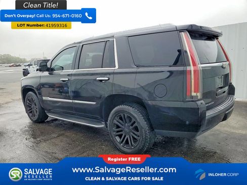 Used 2018 Cadillac Escalade 2WD image 3