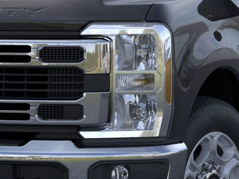 New 2026 Ford F250 XLT w/ 360-Degree Camera Package image 18