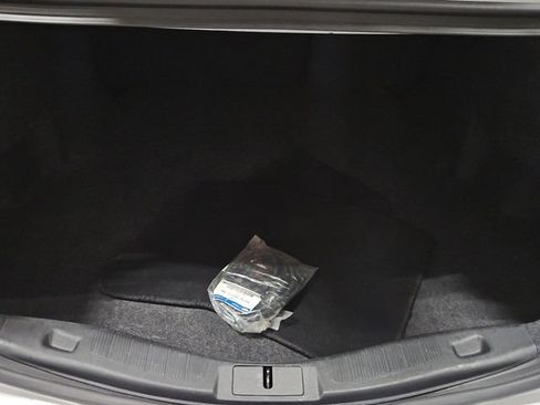 Used 2020 Ford Fusion SE w/ Equipment Group 151A FWD image 22