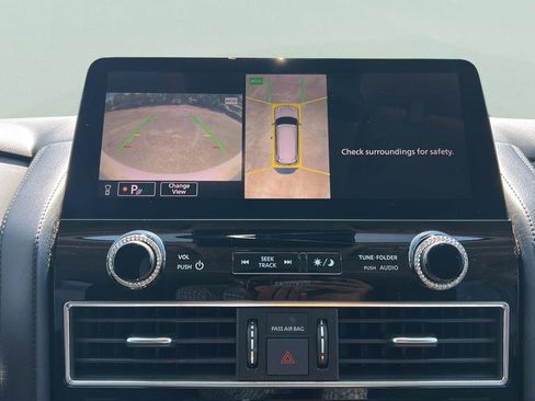 Used 2021 Nissan Armada SL image 21