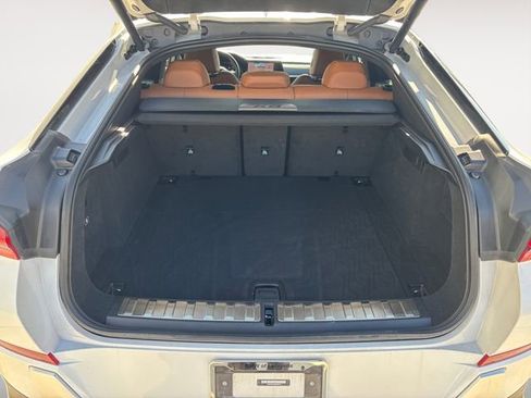 Certified 2023 BMW X6 xDrive40i image 2