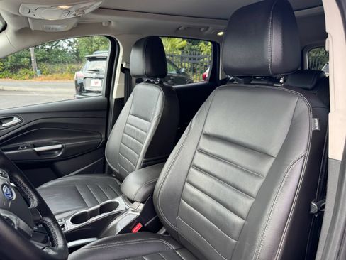Used 2015 Ford Escape Titanium AWD/4WD image 11