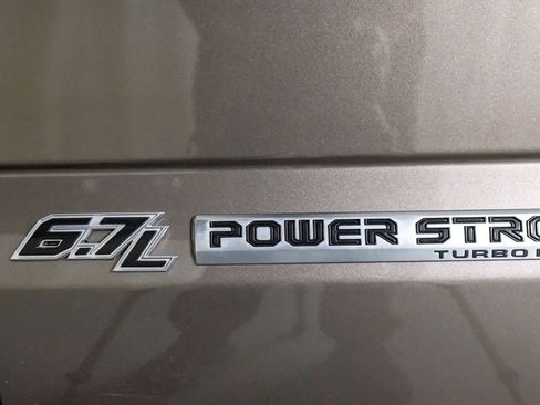 Used 2022 Ford F250 Lariat w/ Tremor Off-Road Package image 44