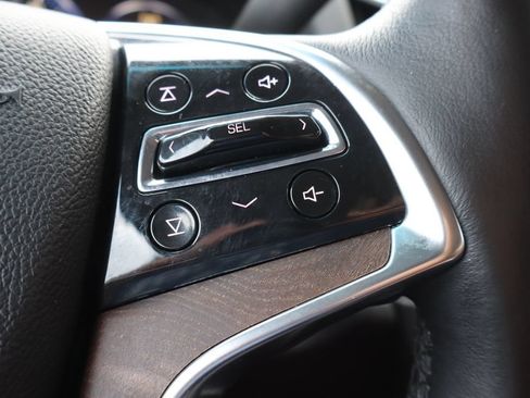 Used 2015 Cadillac Escalade ESV Luxury AWD/4WD image 8