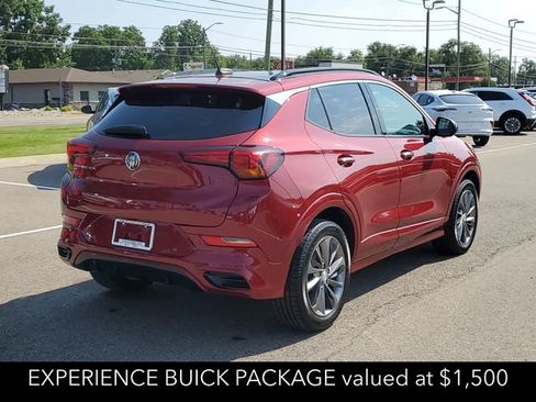 Used 2021 Buick Encore GX Essence w/ Advanced Technology Package AWD/4WD image 4