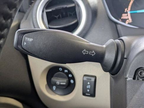 Used 2015 Ford Fiesta SE FWD image 9