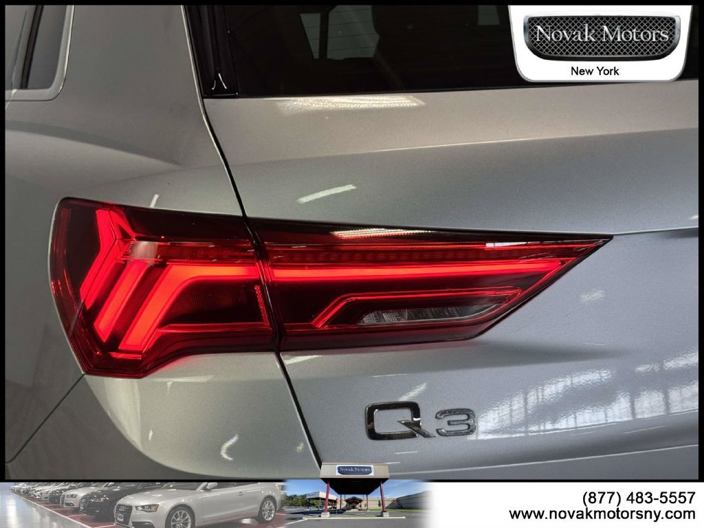 Used 2022 Audi Q3 2.0T Premium Plus AWD/4WD image 11