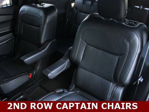 Used 2020 Ford Explorer Limited image 19