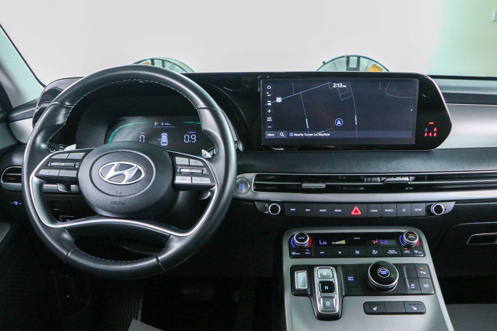 Used 2025 Hyundai Palisade SEL FWD image 17