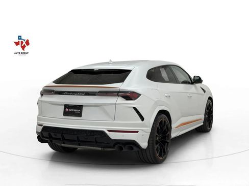 Used 2022 Lamborghini Urus AWD/4WD image 55
