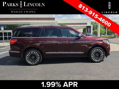 Used 2020 Lincoln Navigator Black Label w/ Cargo Convenience Package AWD/4WD image 3