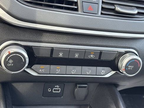 Used 2024 Nissan Altima 2.5 S image 28