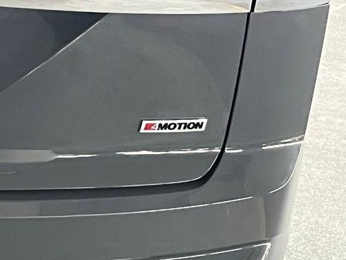 Certified 2020 Volkswagen Atlas Cross Sport SEL image 36