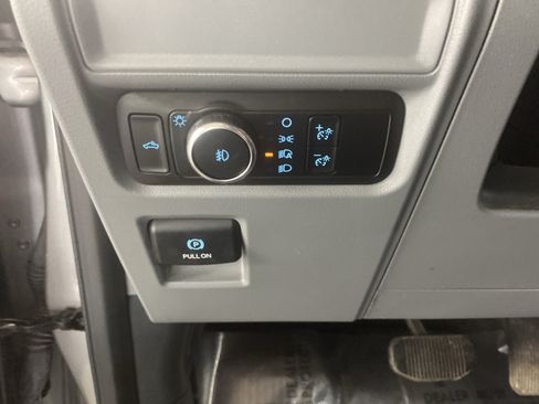 Used 2024 Ford F150 XLT AWD/4WD image 19