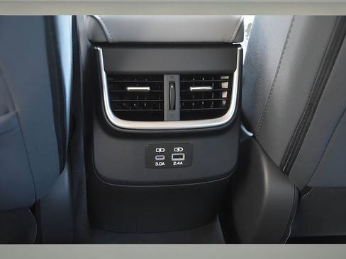 Used 2025 Subaru Outback Premium w/ Popular Package #1 image 16