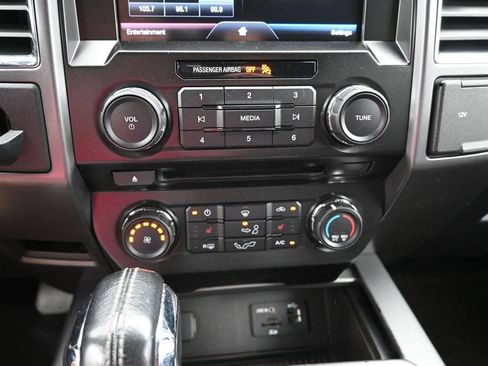 Used 2015 Ford F150 XLT w/ Equipment Group 302A Luxury RWD image 17