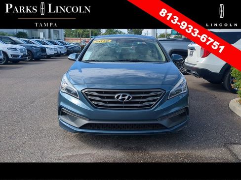 Used 2016 Hyundai Sonata Limited FWD image 2