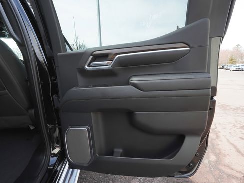 Used 2025 Chevrolet Silverado 1500 High Country w/ Z71 Off-Road Package AWD/4WD image 13