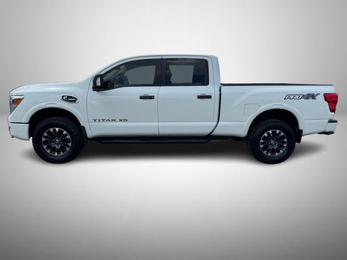 Used 2018 Nissan Titan PRO-4X w/ Pro-4x Convenience Package image 5