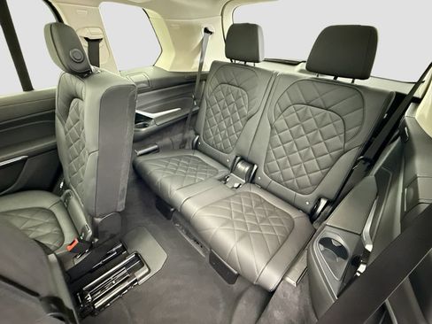 Certified 2024 BMW X7 xDrive40i AWD/4WD image 22