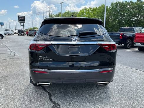 Used 2022 Buick Enclave Essence w/ LPO, Floor Liner Package AWD/4WD image 25