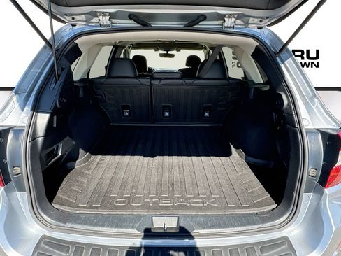 Used 2017 Subaru Outback 2.5i Limited image 34