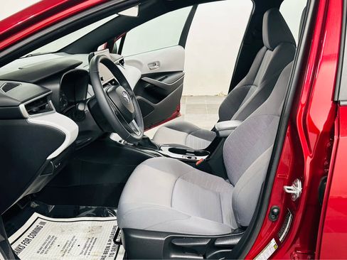 Certified 2023 Toyota Corolla SE w/ Carpet Mat Package (TMS) image 9