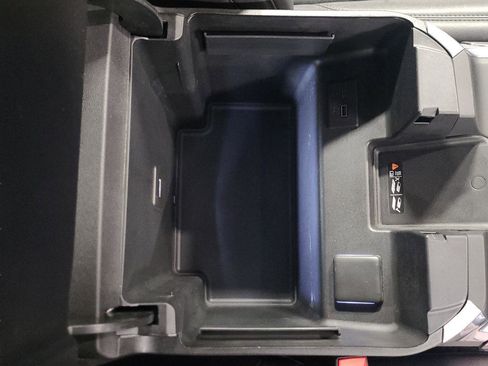 Used 2024 Chevrolet Silverado 2500 LTZ w/ LTZ Convenience Package image 21