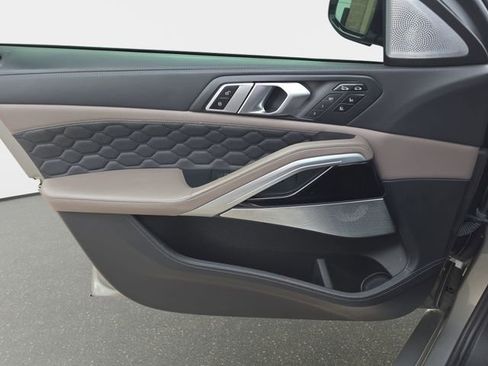 Used 2021 BMW X6 M Base w/ Competition Package image 30