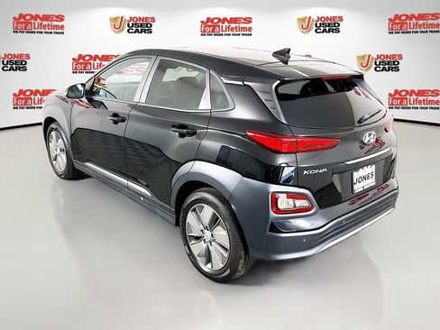 Certified 2021 Hyundai Kona Ultimate FWD image 2