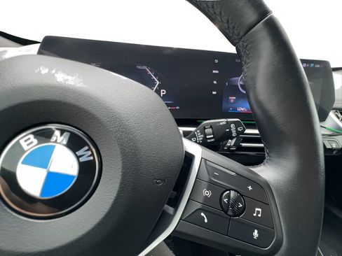 Used 2025 BMW X1 xDrive28i AWD/4WD image 40