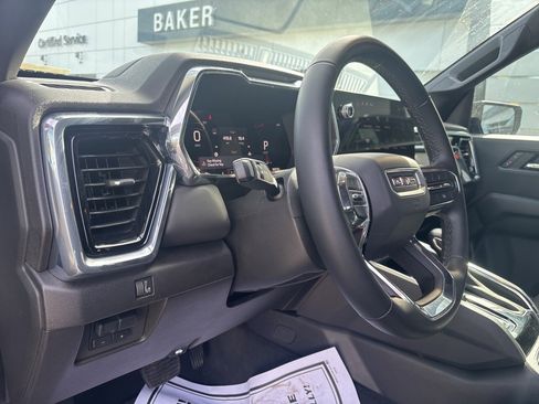 Used 2024 GMC Canyon Elevation w/ Convenience Package image 14