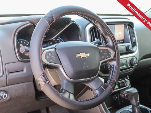 Used 2019 Chevrolet Colorado LT w/ Redline Special Edition RWD image 17
