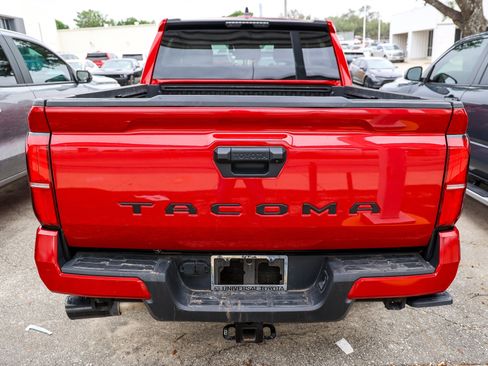 Used 2024 Toyota Tacoma SR5 image 9