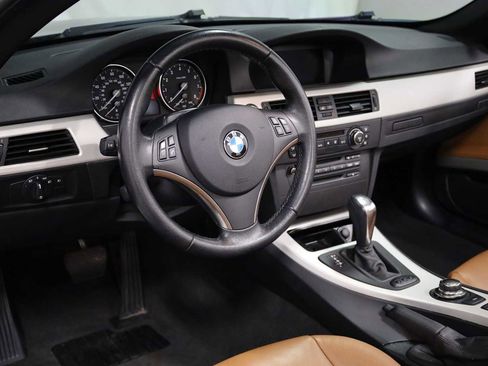 Used 2007 BMW 335i Convertible image 4