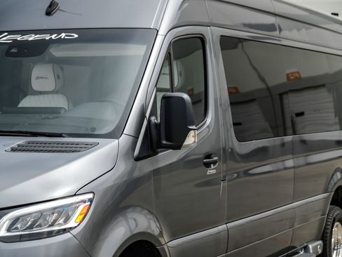 Used 2023 Mercedes-Benz Sprinter 3500 image 24