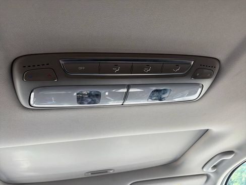 Used 2021 Kia Telluride S FWD image 30