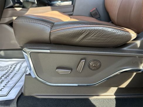 Used 2024 Ford F350 King Ranch image 12