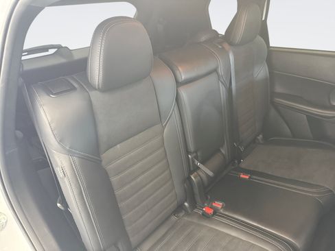 Used 2024 Mitsubishi Outlander SE Black Edition AWD/4WD image 19