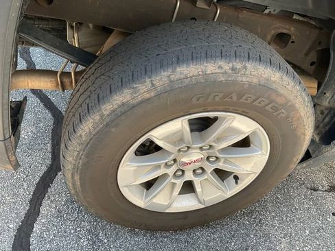 Used 2023 GMC Sierra 1500 SLE AWD/4WD image 15