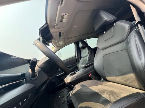 Used 2023 Nissan Ariya FWD image 15