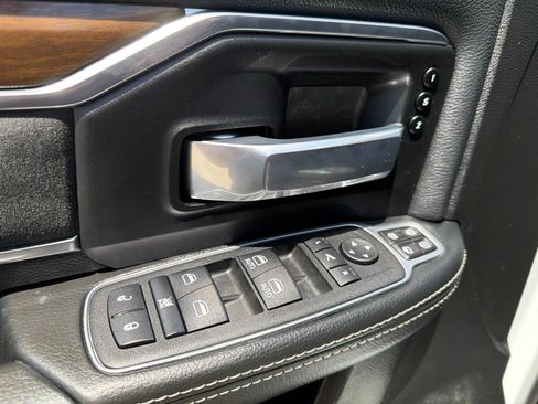 Used 2024 RAM 2500 Laramie w/ Safety Group AWD/4WD image 15