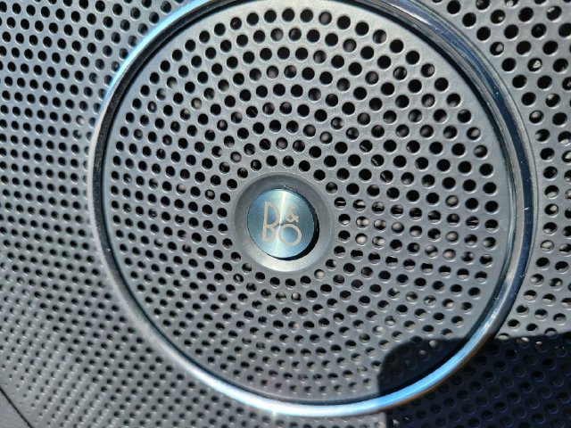 Used 2024 Ford Expedition Limited RWD image 16