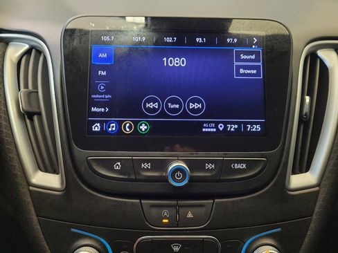 Used 2023 Chevrolet Malibu LS FWD image 25