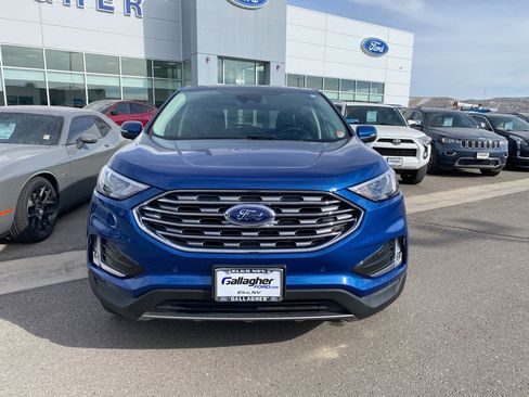 Used 2022 Ford Edge Titanium w/ Class II Trailer Tow Package image 16